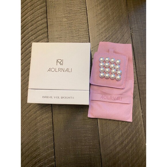 Bridal veil weights - Picture 1 of 4